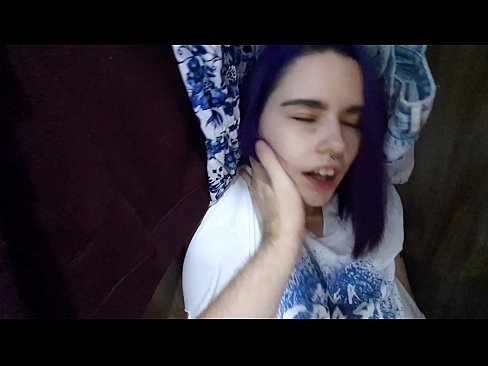❤️ 在壁櫥裡找到我姐姐並幫她射精 ️❌ 他媽的視頻 在色情 zh-tw.hentai-id.ru ❌